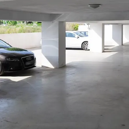 Antos Deluxe Köstence