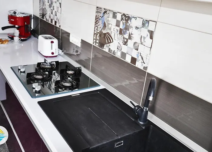 アパート Antos Deluxe コンスタンツァ