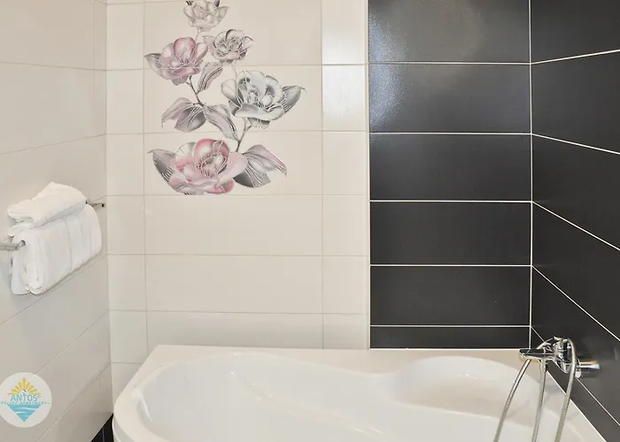 Antos Deluxe アパート *