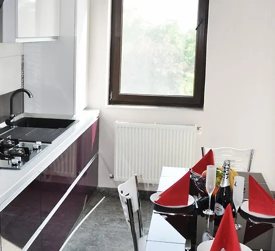 Antos Deluxe コンスタンツァ