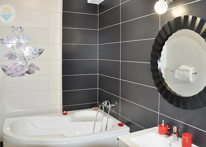 Antos Deluxe アパート